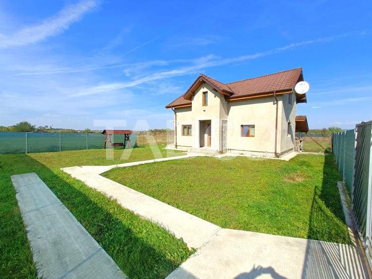 Casa moderna de vanzare 3 camere 2 bai - teren 472 mp - zona linistita - 7