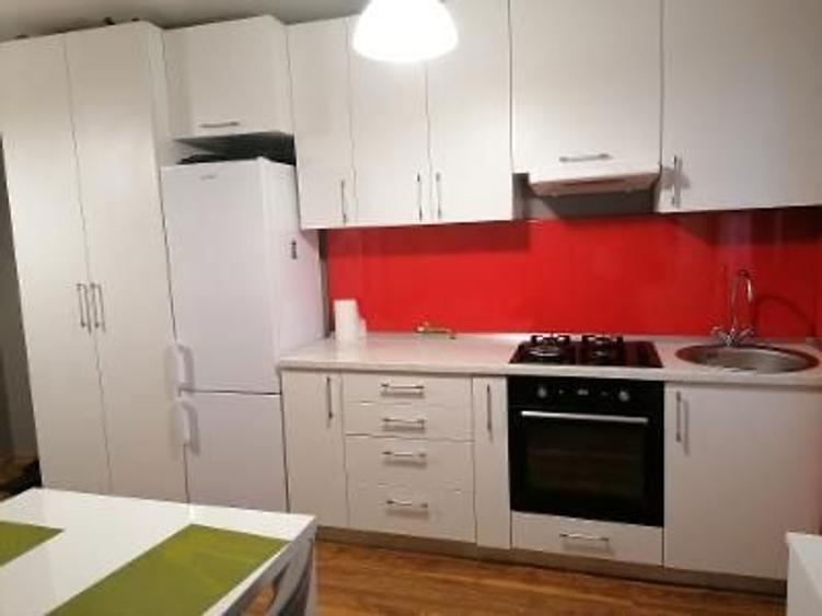 Apartament de inchiriat! Zona UTA - 13