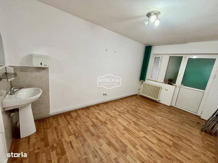 Apartament 3 camere + Spa?iu Comercial/Birou, Marchian - 2