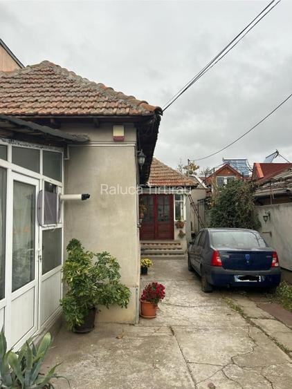 CASA BCA  DE VANZARE KM 5 | TOATE UTILITATILE|
