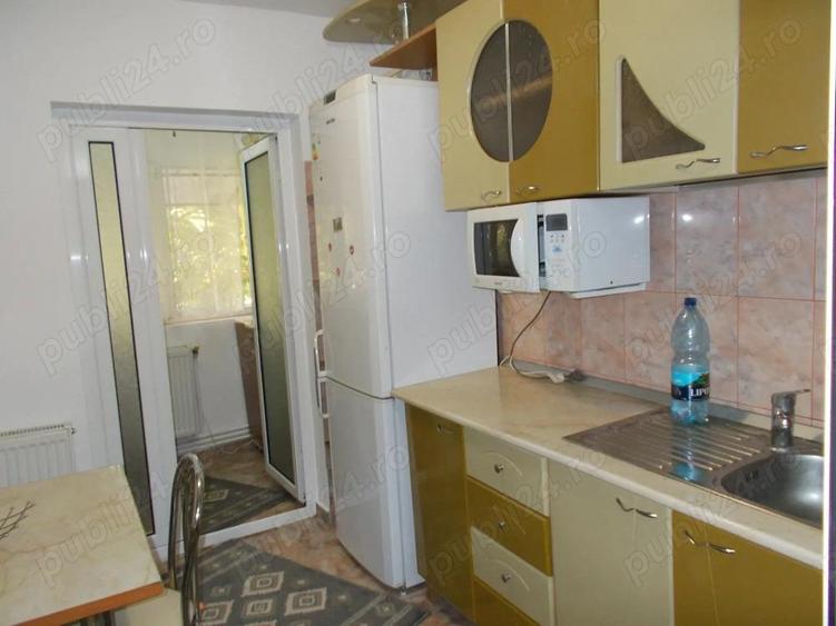 Inchiriere 2 cam. cf..1 dec., et.1 din 4, sup.49.mp. mobilat si utilat, Bld. Dorobantilor-Scolilor . - 9