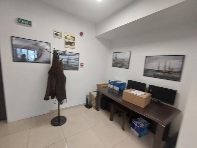 Centru - Bd. Mamaia , spatiu IDEAL BIROURI in cladire reprezentativa , 240 mp. - 4