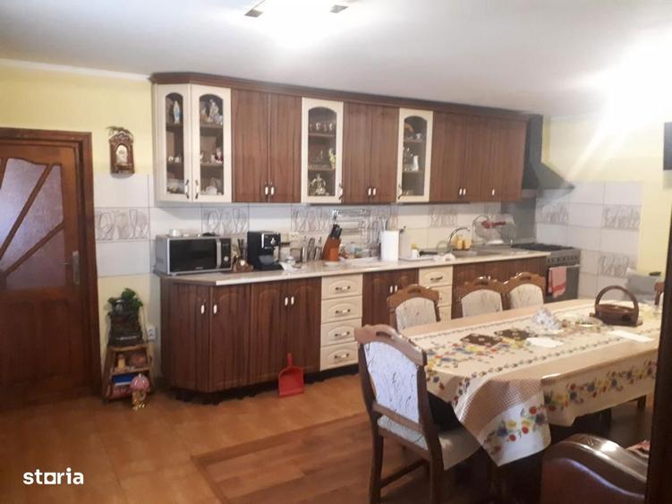 Casa Hanu Conachi,3 camere,centrala pe lemne 80 000 euro neg - 1