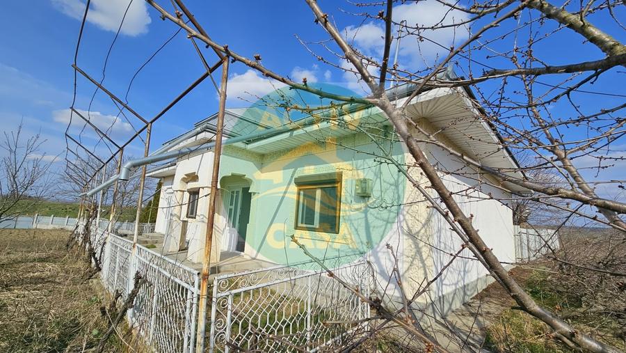 Casa din cramida, zona Tamaseni,Neamt - 2