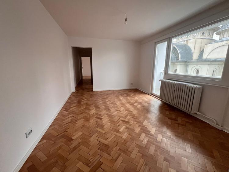 De vânzare apartament 3 camere Gheorgheni - 2