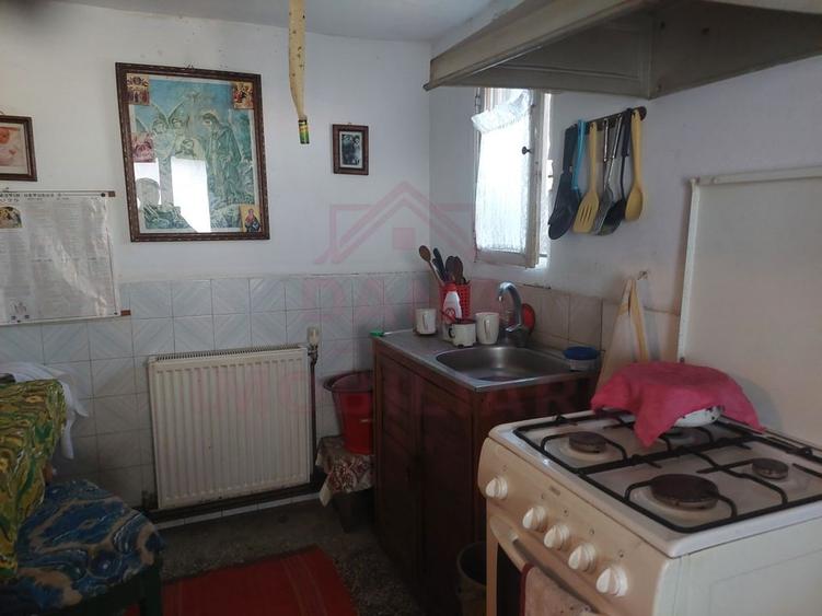 CASĂ 5 CAMERE\ OȚELU-ROȘU\ZONA CIREȘA \ COMISION 0% - 13