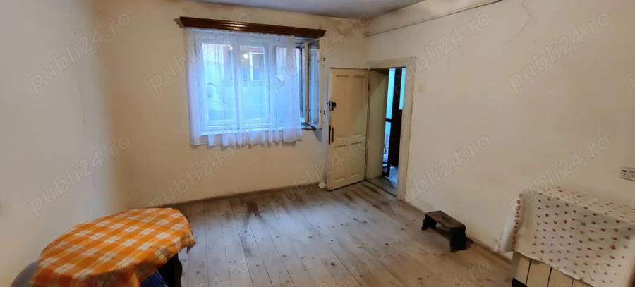 Casa de vanzare in cartierul Terezian, Sibiu - 2 camere, curte comuna. - 8