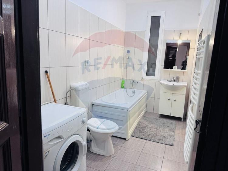 Apartament cu 2 camere de închiriat – ultracentral, str. Primăriei - 7