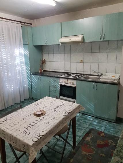 Inchiriez apartament decomandat 2 camere - 3