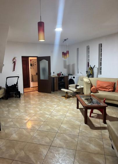 Vanzare casa cu 5 camere zona Baneasa - Jandarmeriei - 2