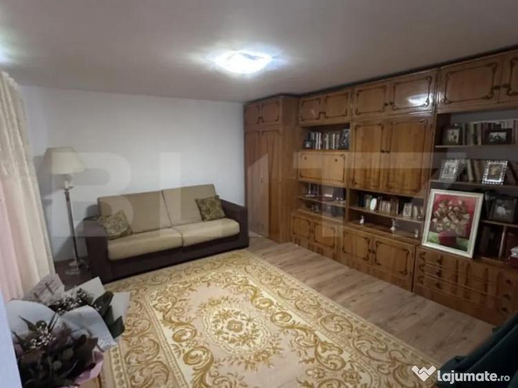 Casa de vanzare, zona deosebita , teren generos,Sali? - 11