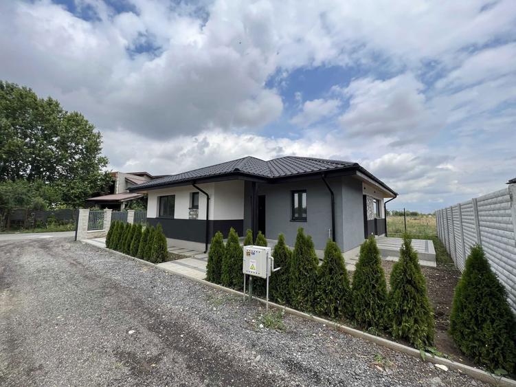 Casa noua 2024 de vanzare in Ciorogarla 4 camere, curte 300 mp, zona - 1