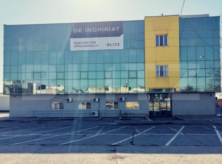 Cladire Comerciala 2200 mp si 3013 mp teren, stradala, zona Banie! - 1