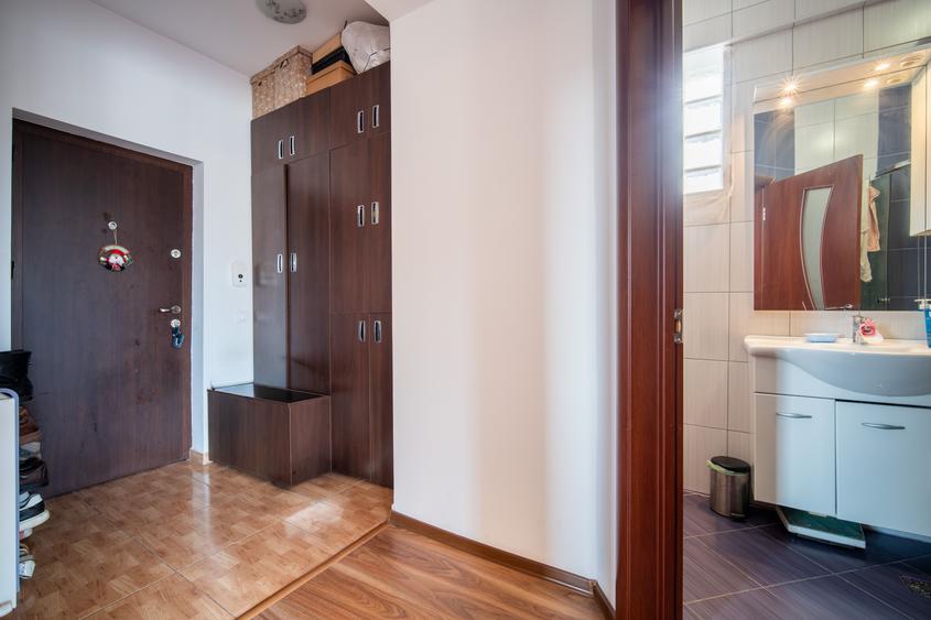 APARTAMENT 3 CAMERE - ZONA 1 MAI - COMISION 0% - 3