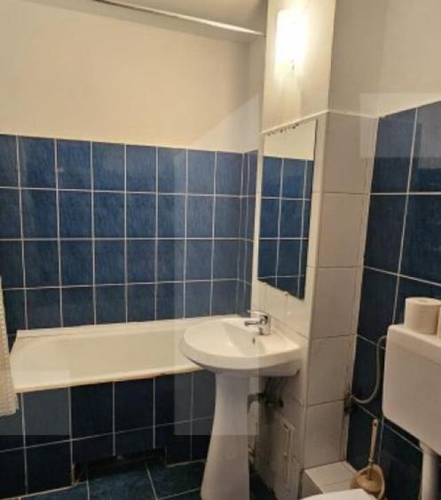 Apartament cu 3 camere, parter -Sf.Gheorghe - 2