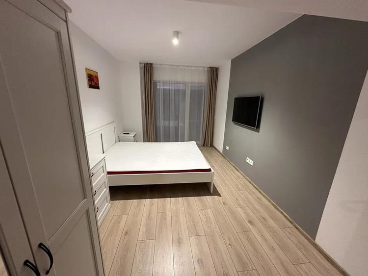 Apartament cu 3 camere decomandat, mobilat în 1 Mai