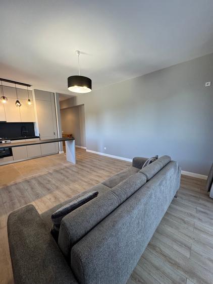 Apartament cu 2 camere decomandat în Străulești