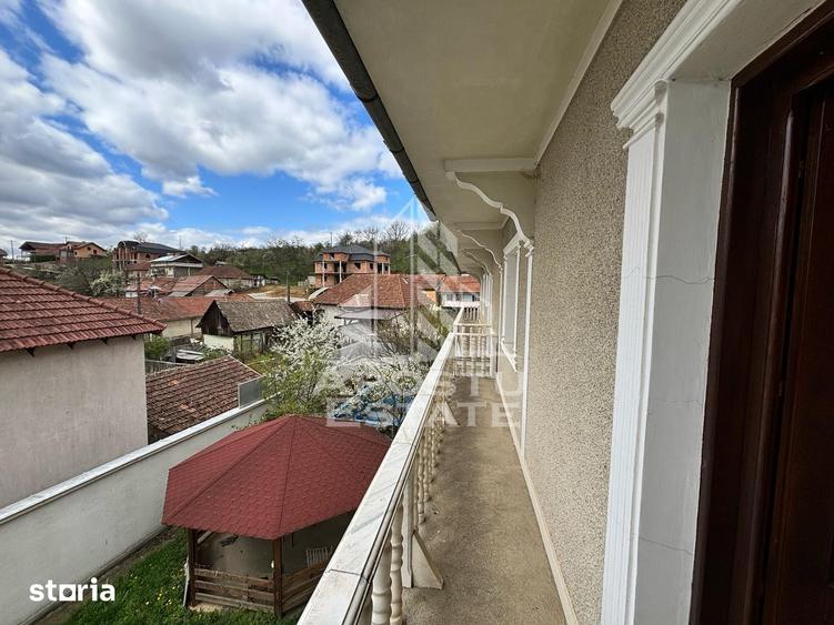 Casă cu Teren 470 Mp în Lupac