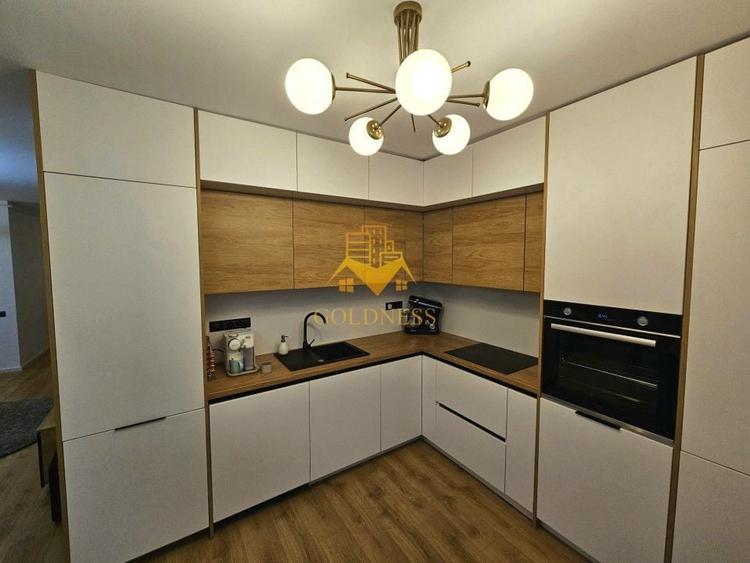 Apartament cu 3 camere semidecomandat, mobilat în Zorilor