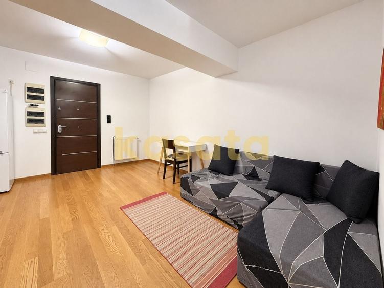 Apartament cu 3 camere semidecomandat, mobilat în Barbu Văcărescu