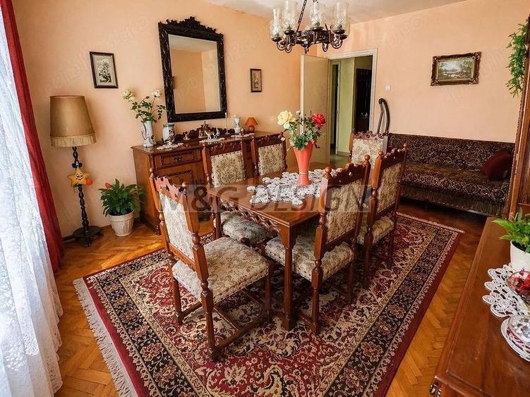 Apartament cu 2 camere decomandat în Bogdăneștilor