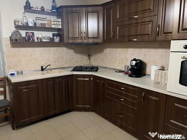 Apartament cu 2 camere decomandat în Siret
