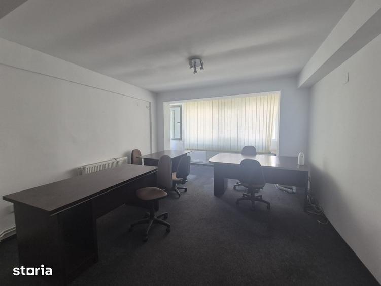 Apartament cu 2 camere decomandat în Centrul Civic