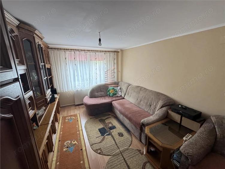 Casă cu Teren 3300 Mp în Hidiș