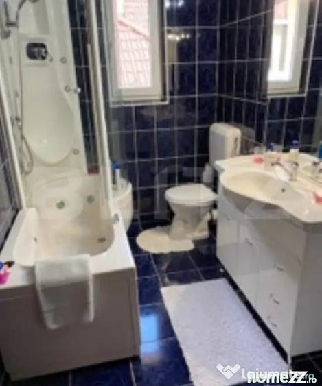 Casă cu 3 camere cu Teren 1445 Mp în Central