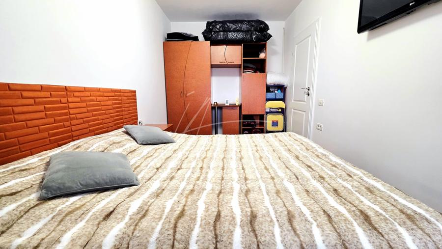Apartament cu 2 camere semidecomandat, mobilat în Berceni