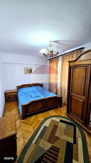 Apartament cu 3 camere, mobilat în Precista