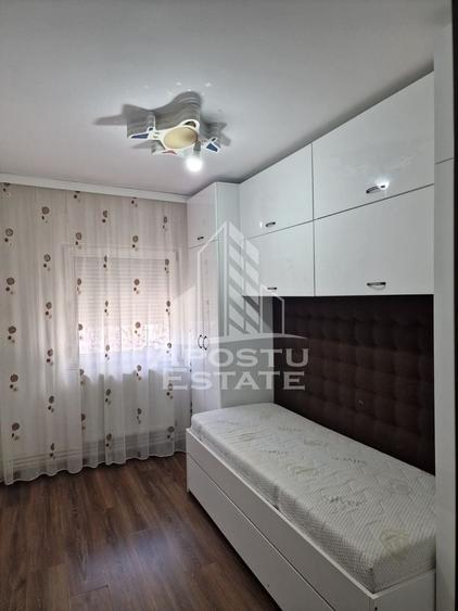 Apartament cu 3 camere decomandat, mobilat în Lipovei