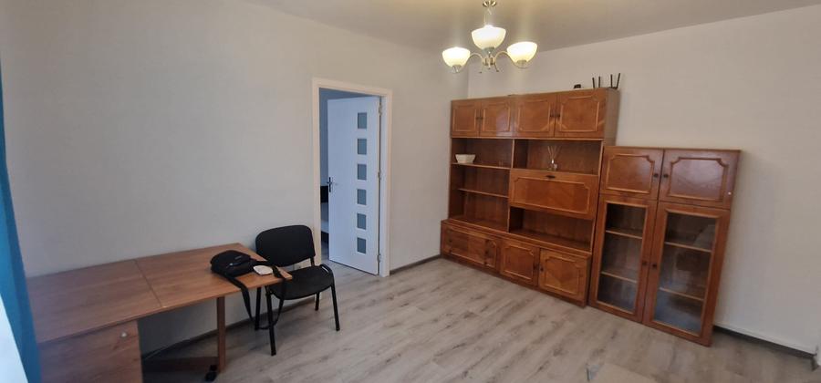 Apartament cu 2 camere nedecomandat, mobilat în Cedonia