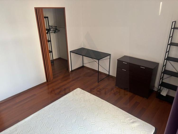 Apartament cu 2 camere semidecomandat, mobilat în Turnișor