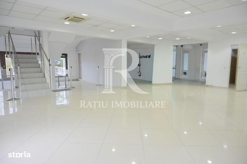 Spațiu comercial, de 146 mp, în Sânmartin