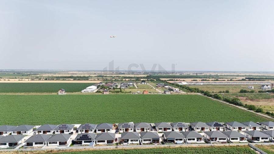 Teren agricol intravilan de 13629 mp, în Tunari