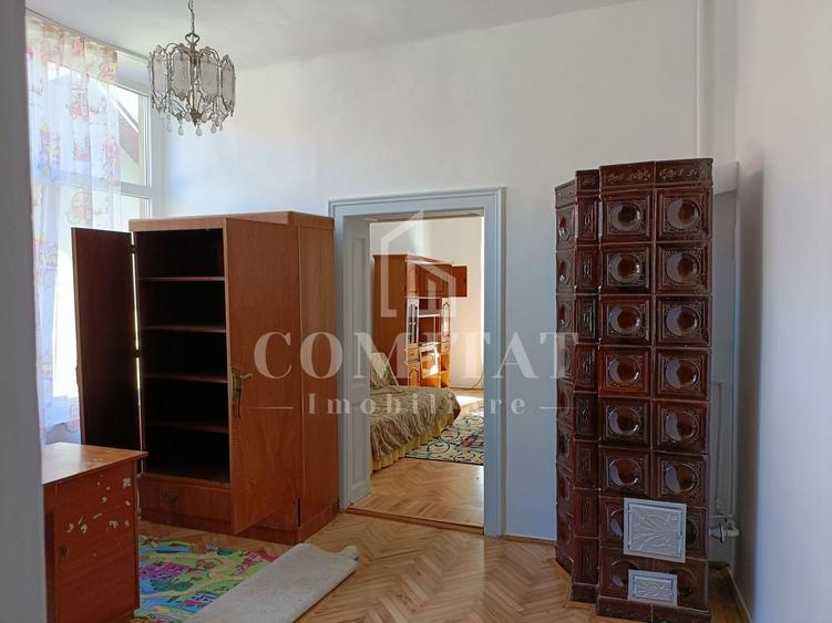 Casă individuală cu 4 camere cu Canalizare în Gruia