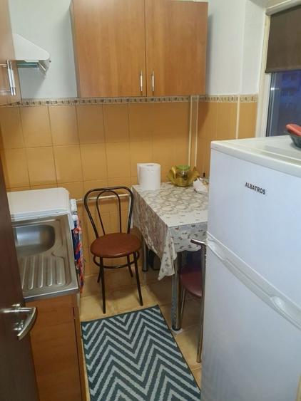 Garsonieră semidecomandată în Rovine