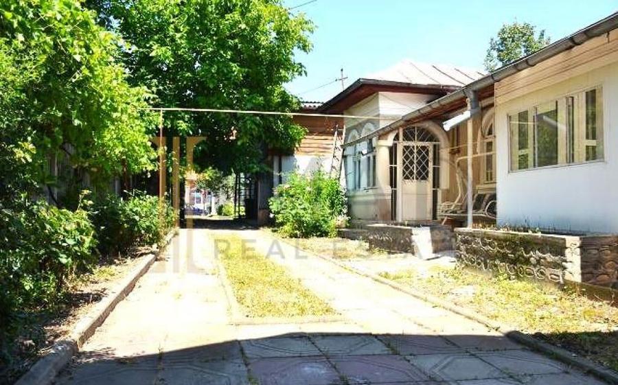 Imobil cu Mare Potential Comercial Calea Domneasca Vizavi de - 7