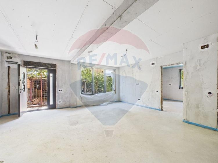 Casa NOUA P+M,  110 mp, 4 camere, la 5 min de metrou Stefan cel Mare - 2