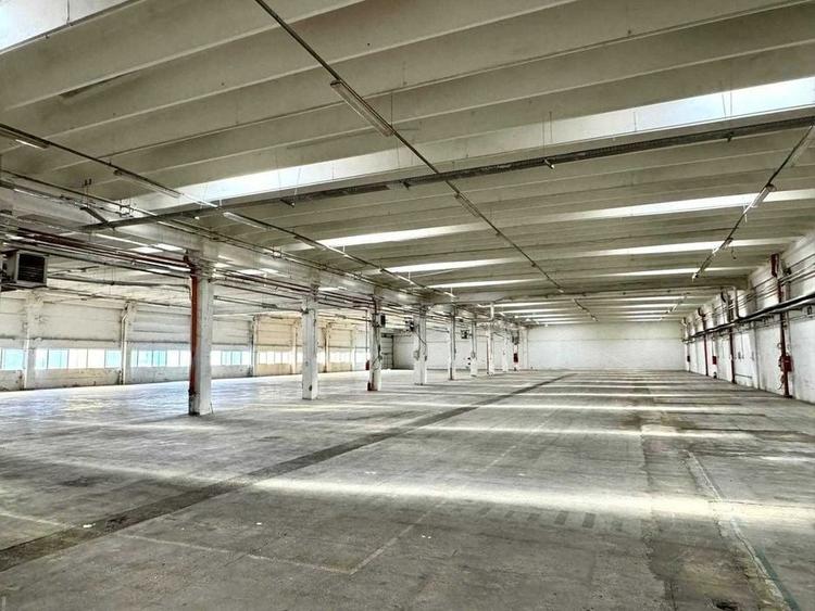 Hala de inchiriat in Alba Iulia in suprafata de 2800 mp cu toate utilitatile - 2