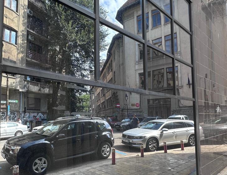 Parter - duplex  in imobil nou.Spatiu comercial sau birouri - 4