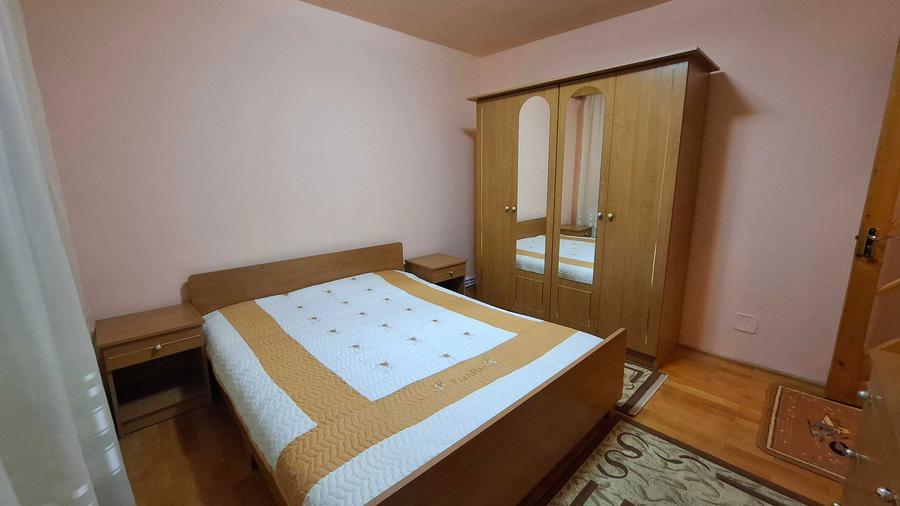 Apartament de inchiriat zona Bariera Catedrala - 4