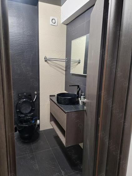 Inchiriez garsoniera LUX in statiunea Mamaia 300 direct proprietarp - 5