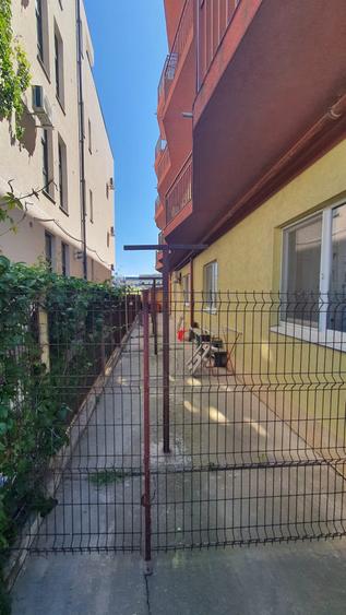 Exclusivitate, Mamaia Nord, 3 camere, decomandat, centrala gaz, loc de parcare - 11