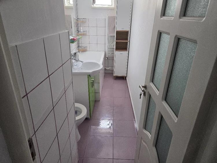 Inchiriez apartament 2 camere - 1