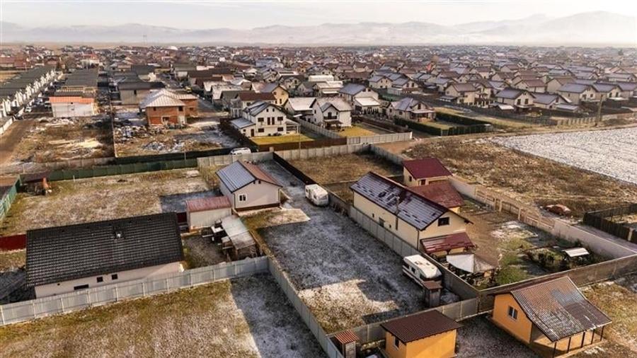 FILM&3D!Calitativa rezidenta, pe unic plan,parc de 1.200 mp, Izvor-Tarlungeni, d - 25