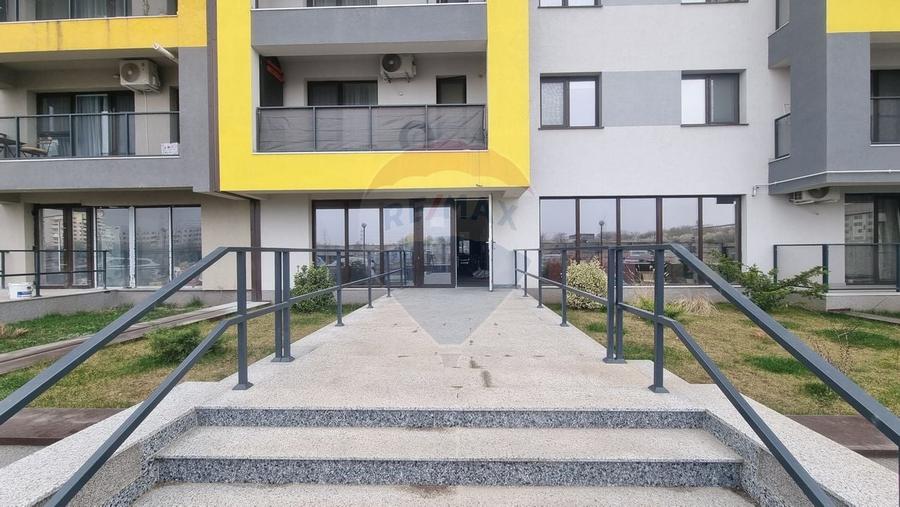 Spatiu comercial modern de inchiriat in zona Bulevardul Valea Larga - 1