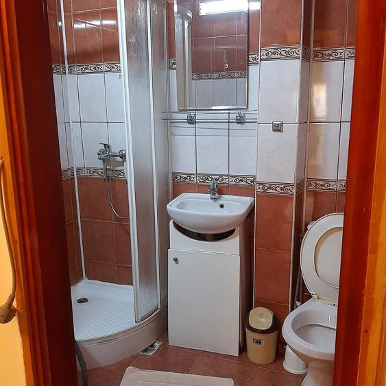 Garsoniera de inchiriat in centrul strandului - 6