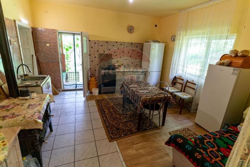 Casa / Vila cu 3 camere de vanzare - 19